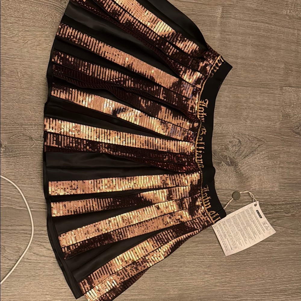 Stylish Sequin Skirt - Black and Gold